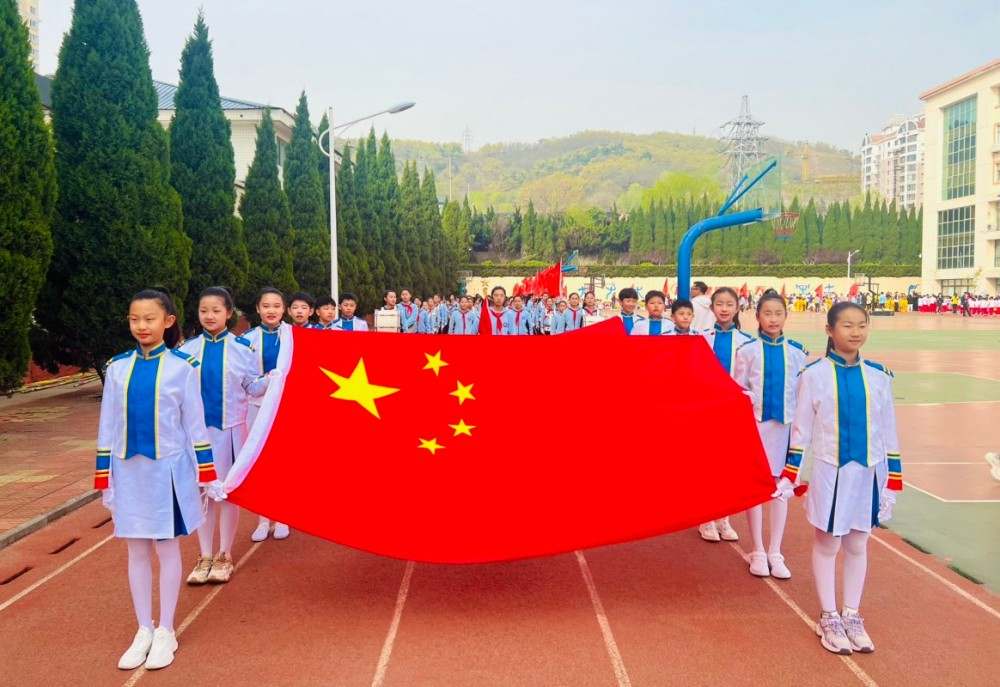 科技文體交融，“五育”之花盛放 ——北竹島小學(xué)第十四屆科技·文化·體育綜合運(yùn)動會盛大開幕